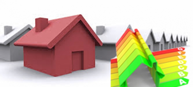 Una vivienda con aislamiento térmico ahorra 400 euros al año en la factura eléctrica