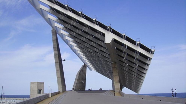 Barcelona dispondrá de placas fotovoltaicas en 48 parques y edificios municipales