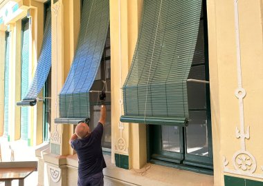 Implantación de mejoras climáticas en escuela modernista